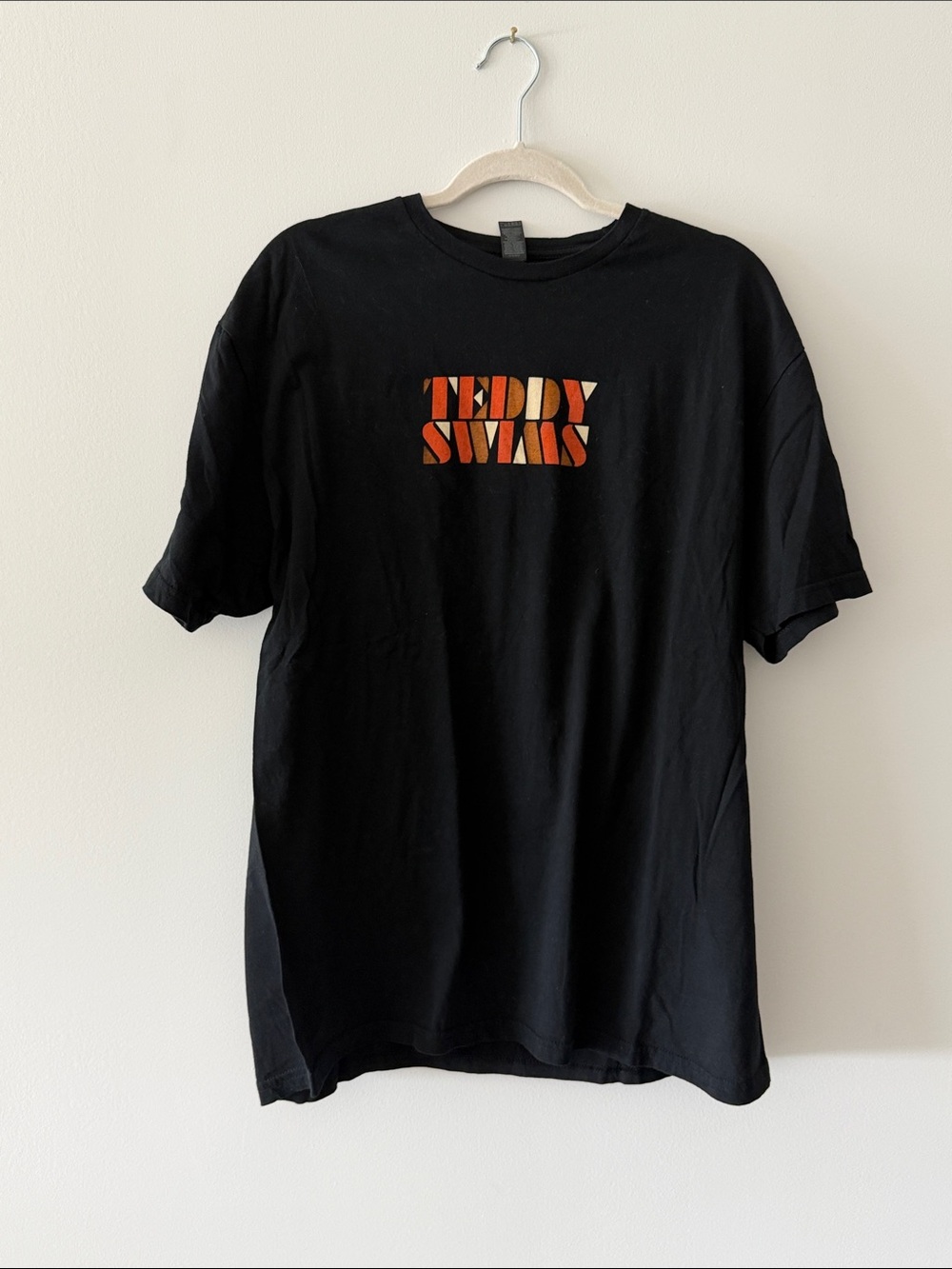 Teddy Swims concert  tee Black Short-Sleeve Graphic Tee